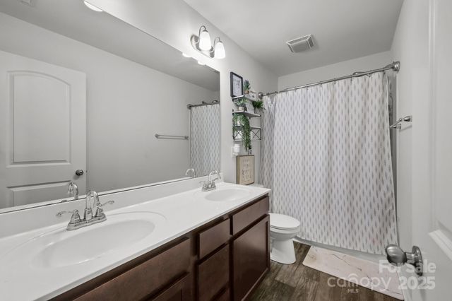 2301 Amesbury Court, Albemarle, NC 28001