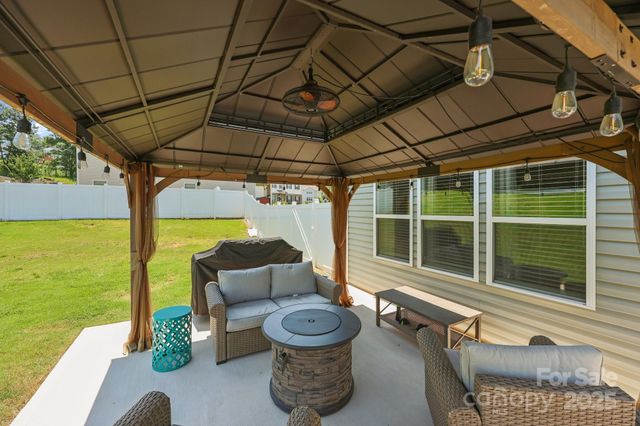 2301 Amesbury Court, Albemarle, NC 28001