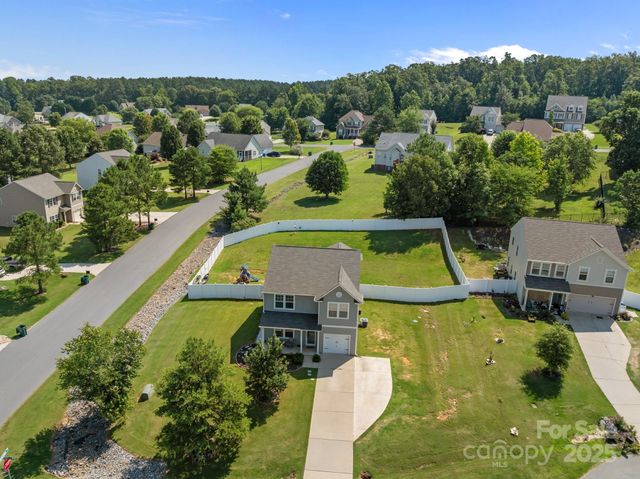 2301 Amesbury Court, Albemarle, NC 28001