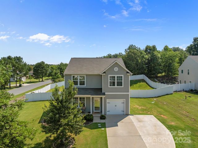 2301 Amesbury Court, Albemarle, NC 28001