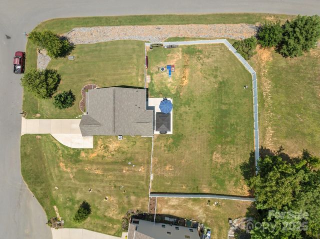 2301 Amesbury Court, Albemarle, NC 28001