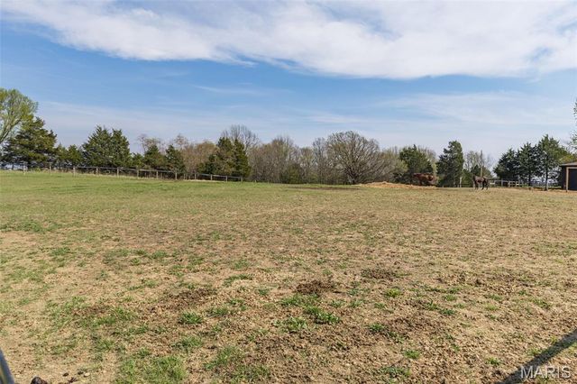 13423 Roth Rd, Bonne Terre, MO 63628