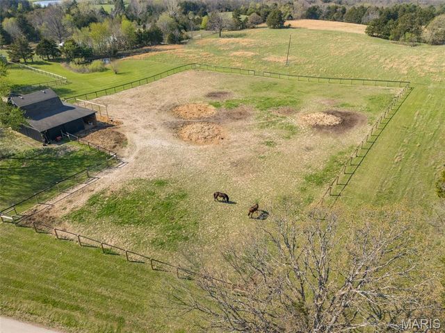 13423 Roth Rd, Bonne Terre, MO 63628