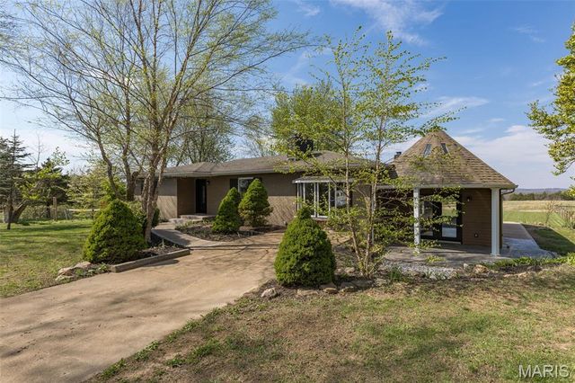 13423 Roth Rd, Bonne Terre, MO 63628