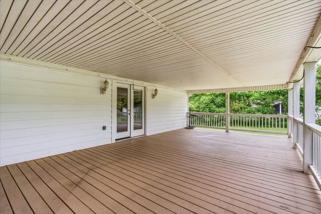 5313 Taft Highway, Signal Mountain, TN 37377