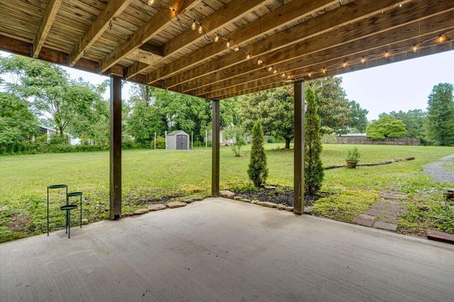 5313 Taft Highway, Signal Mountain, TN 37377