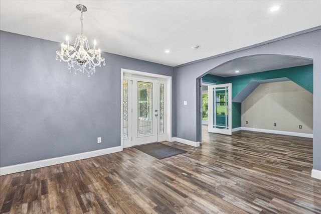 5313 Taft Highway, Signal Mountain, TN 37377