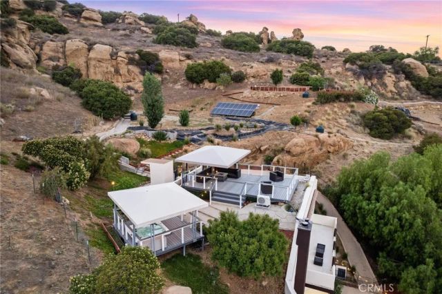 22870 Trigger Street, Chatsworth, CA 91311