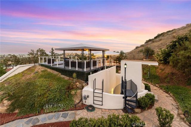22870 Trigger Street, Chatsworth, CA 91311