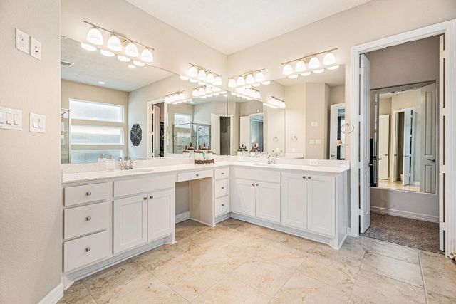 5711 Greenwood Colony Court, Houston, TX 77059