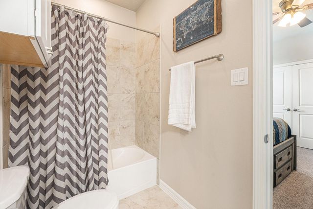 5711 Greenwood Colony Court, Houston, TX 77059