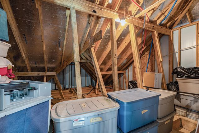 5711 Greenwood Colony Court, Houston, TX 77059