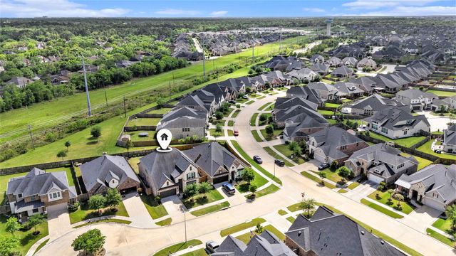 5711 Greenwood Colony Court, Houston, TX 77059