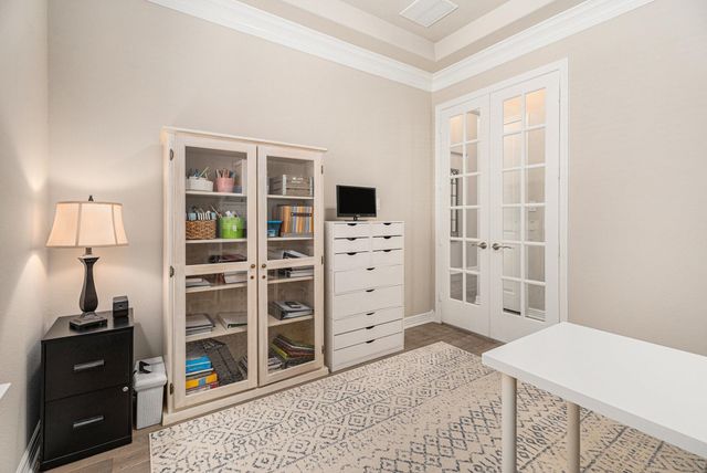 5711 Greenwood Colony Court, Houston, TX 77059