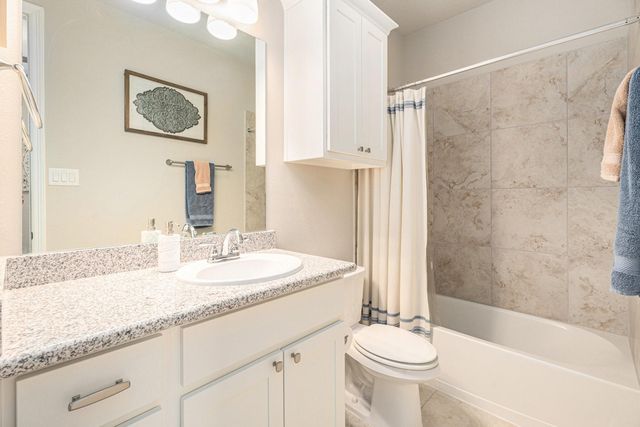 5711 Greenwood Colony Court, Houston, TX 77059