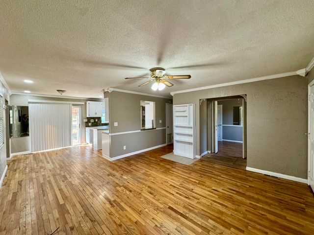 102 Capri Drive, Melbourne, AR 72556
