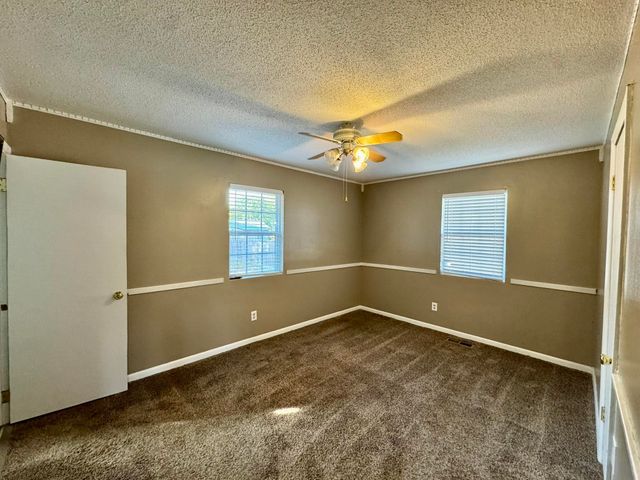 102 Capri Drive, Melbourne, AR 72556