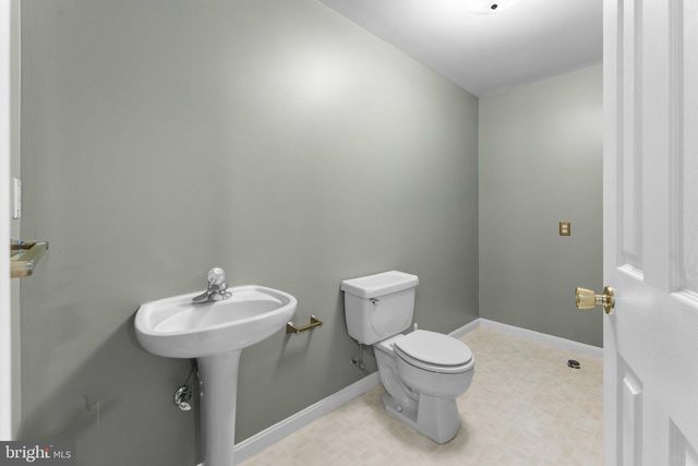 5320 FLAGFISH CT, Waldorf, MD 20603