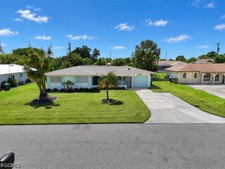 256 SE 46th TER, Cape Coral, FL 33904