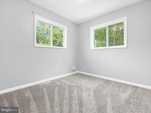 102 SHELLY RD, Glen Burnie, MD 21061