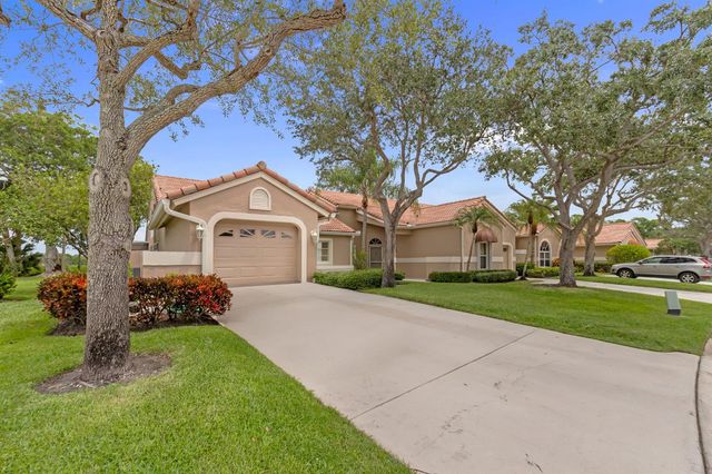 1401 Mahogany Place, Palm Beach Gardens, FL 33418