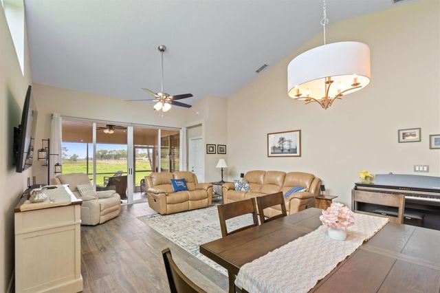 1401 Mahogany Place, Palm Beach Gardens, FL 33418