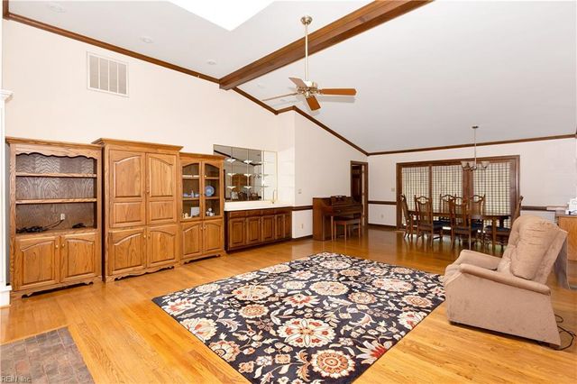 107 Thunderbird LN, Williamsburg, VA 23185