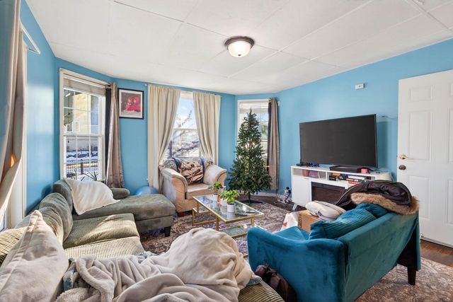 3905 6th Street N, Minneapolis, MN 55412