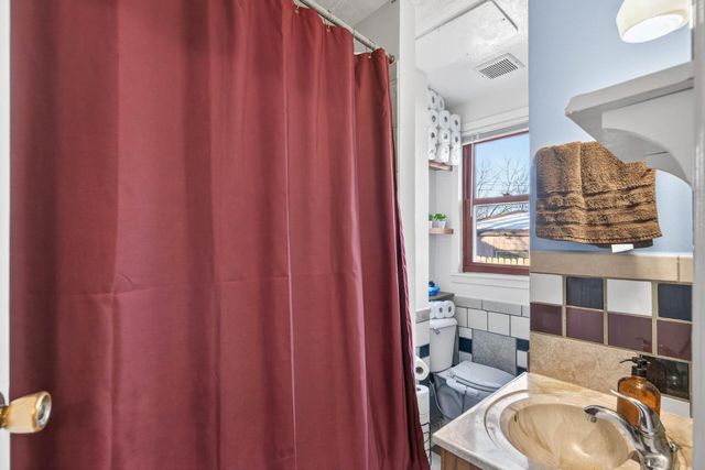 3905 6th Street N, Minneapolis, MN 55412