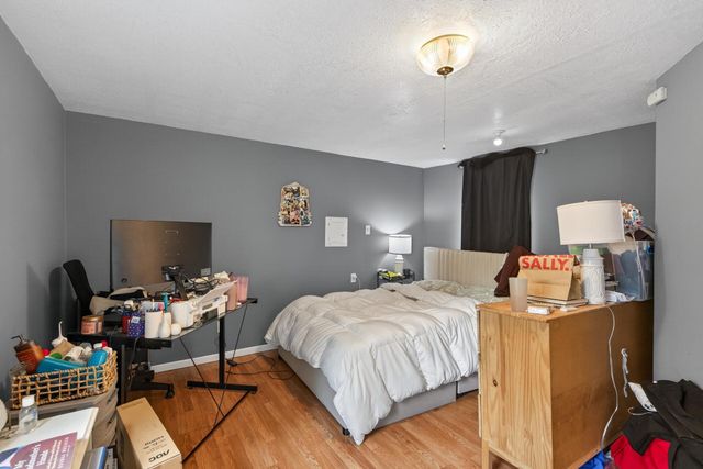3905 6th Street N, Minneapolis, MN 55412