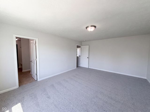 939 Olmsted Court, Shelbyville, IN 46176