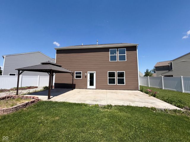 939 Olmsted Court, Shelbyville, IN 46176