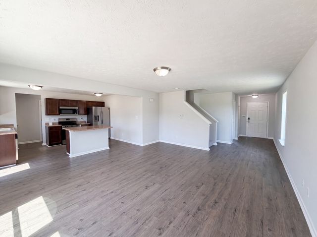 939 Olmsted Court, Shelbyville, IN 46176