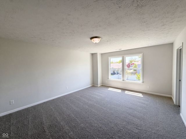 939 Olmsted Court, Shelbyville, IN 46176