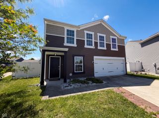 939 Olmsted Court, Shelbyville, IN 46176