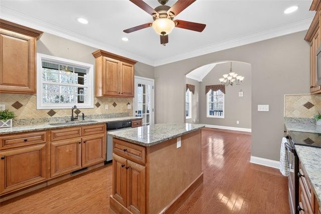 90 Azalea Court, Murrayville, GA 30564