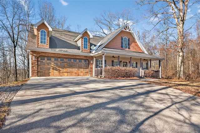 90 Azalea Court, Murrayville, GA 30564