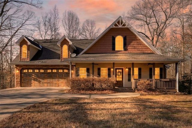 90 Azalea Court, Murrayville, GA 30564