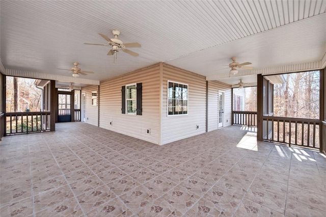 90 Azalea Court, Murrayville, GA 30564