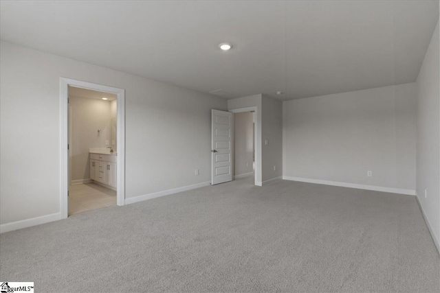 608 Hollybank Street, Fountain Inn, SC 29644