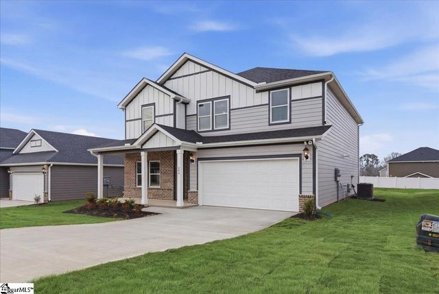 608 Hollybank Street, Fountain Inn, SC 29644