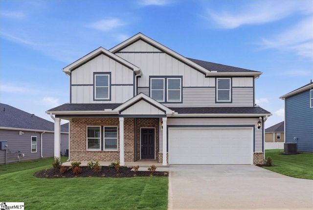 608 Hollybank Street, Fountain Inn, SC 29644