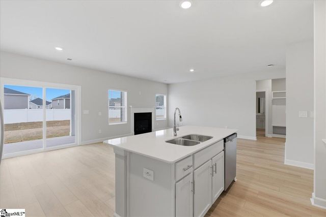 608 Hollybank Street, Fountain Inn, SC 29644