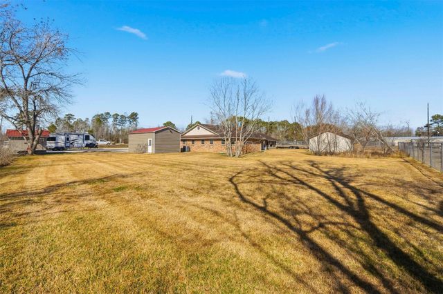 25916 Fm 2100 Road, Huffman, TX 77336