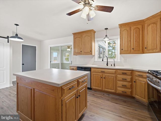 2953 PHILADELPHIA AVE, Chambersburg, PA 17201