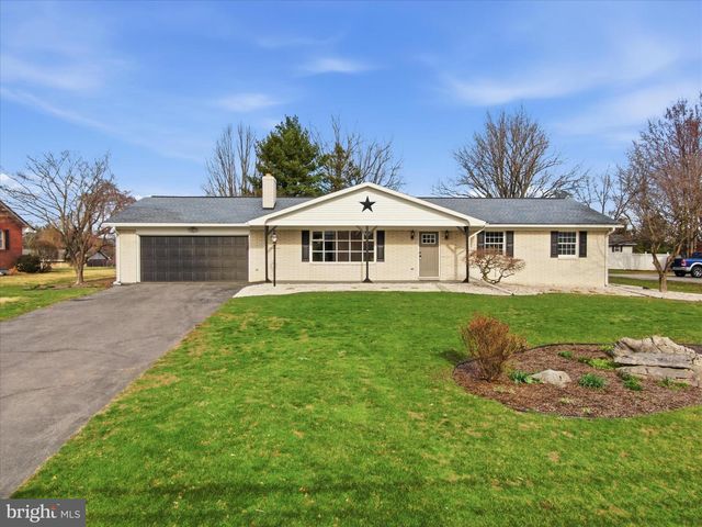 2953 PHILADELPHIA AVE, Chambersburg, PA 17201