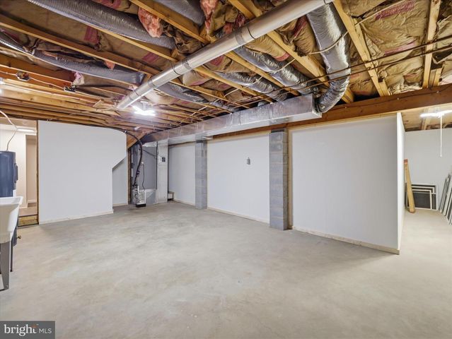 2953 PHILADELPHIA AVE, Chambersburg, PA 17201