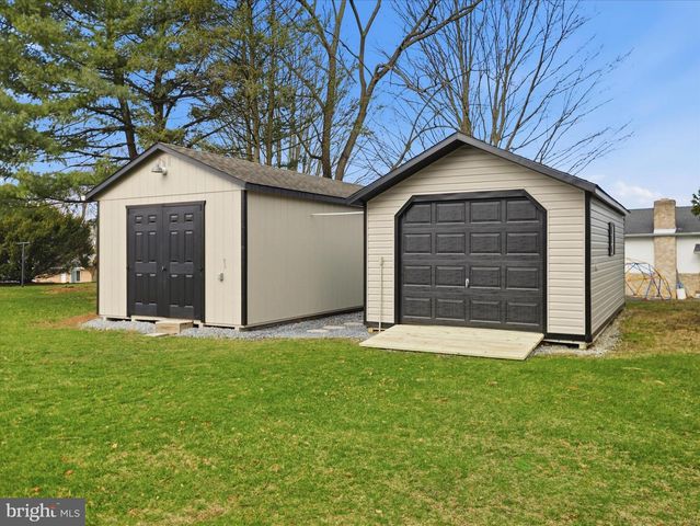 2953 PHILADELPHIA AVE, Chambersburg, PA 17201