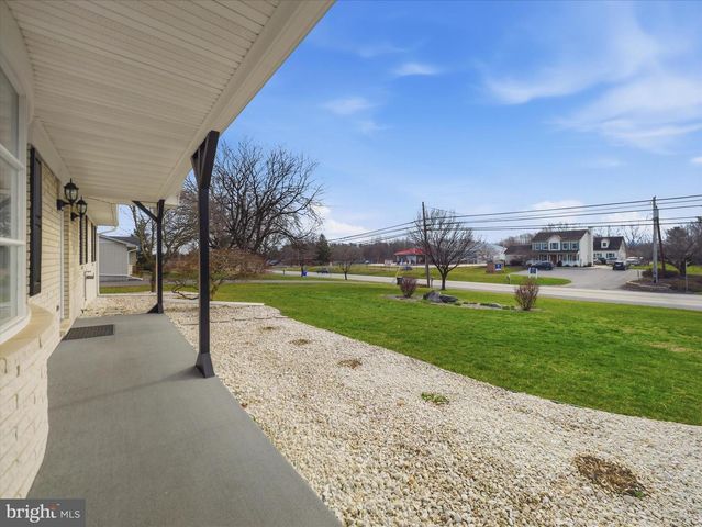 2953 PHILADELPHIA AVE, Chambersburg, PA 17201