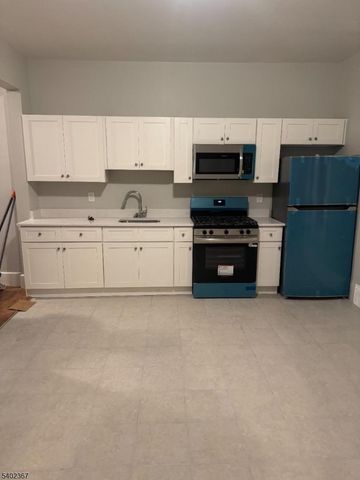 174 N 18Th St, East Orange City, NJ 07017